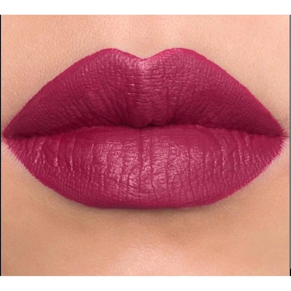 Stila *brand new